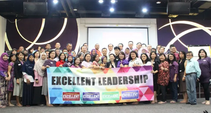 Gallery EXCELLENT LEADERSHIP GATHERING 1 25